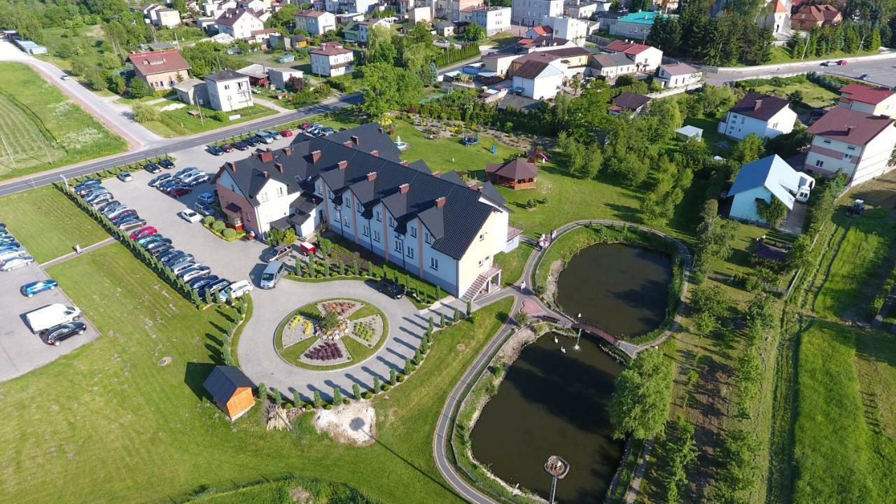 Hotel Restauracja Lorenzo Stopnica Exterior photo